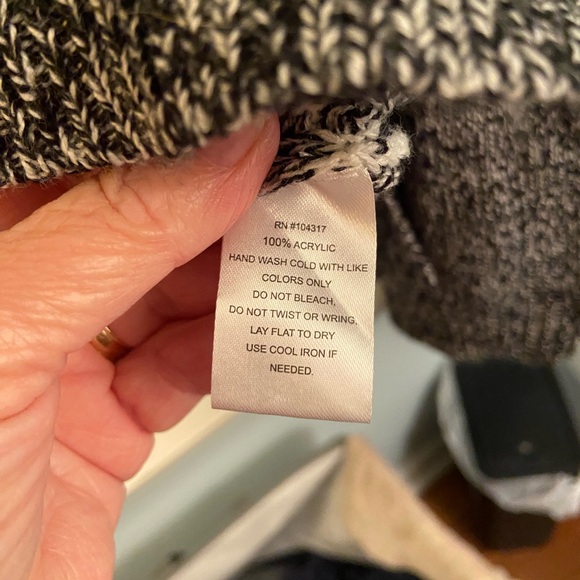 Chic Cowl Neck Sweater in Gray and Cream By Derek Love - Picture 12 of 13